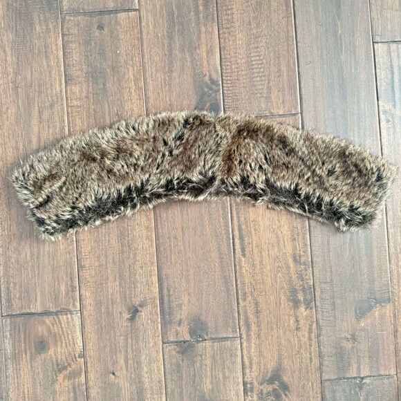 Banana Republic Brown Faux Fur Detached Collar - Picture 1 of 4